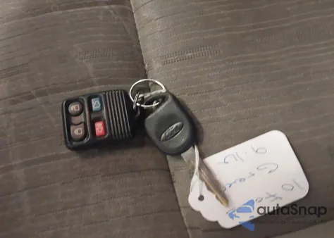 2010 Ford Focus Se z USA, uszkodzony, nr VIN 1FAHP3FN4AW162303